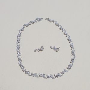 Necklace and Earings Set